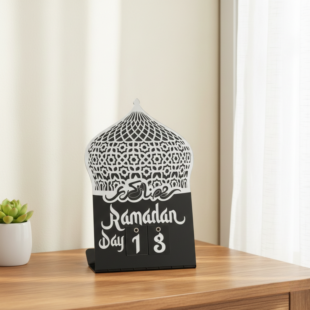 Acrylic Ramadan Countdown Calendar – Luxury Mirror Gold & Matte Black Tabletop Decor